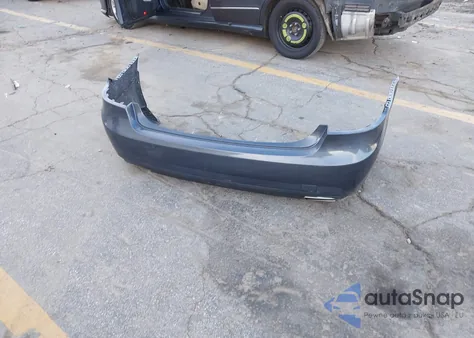 2013 Mercedes-Benz E 350 из США, поврежденный, VIN WDDHF5KB3DA728723